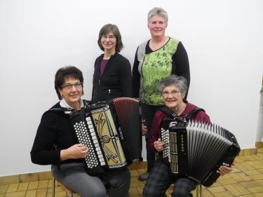 Verdienstvolle Frauen: Hanni Wernli (von links), Priska Herzog, Judith Treier und Vreni Meier.
