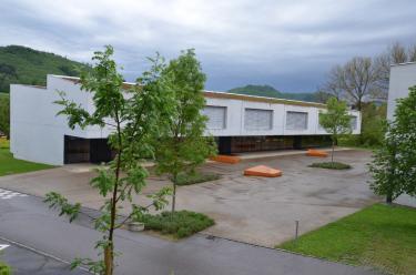 Das Oberstufen-Schulhaus in Gipf-Oberfrick.