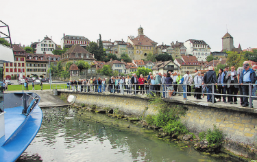 Die Senioren der Gemeinde Gipf-Oberfrick auf der St. Peterhalbinsel. Foto: zVg