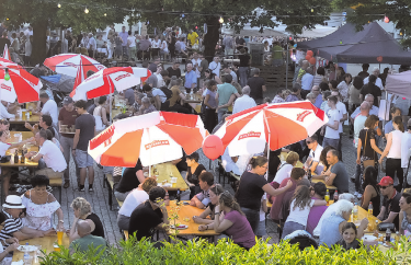 Das «Chriesifescht» lockte viel Publikum nach Gipf-Oberfrick. Foto: Andrea Marti