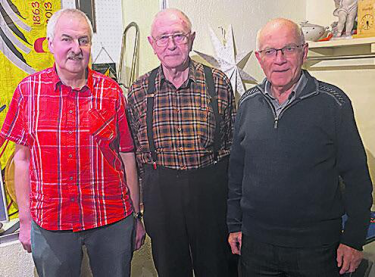 Von links: Ernst Blaser (2.), Stefan Ernst (Sieger) und Otto Wernli (3.) Foto: zVg
