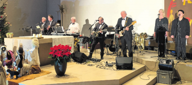 Paolos Fricktal Krainer und die Mistella’s verabschiedeten sich am Montagabend mit einem letzten Weihnachtskonzert in der Kirche von Gipf-Oberfrick. Foto: Simone Rufli