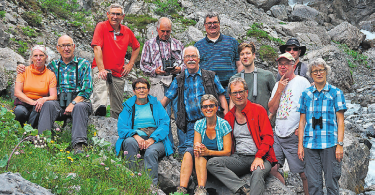 Die Gruppe bei den Wasserfällen. Foto: zVg