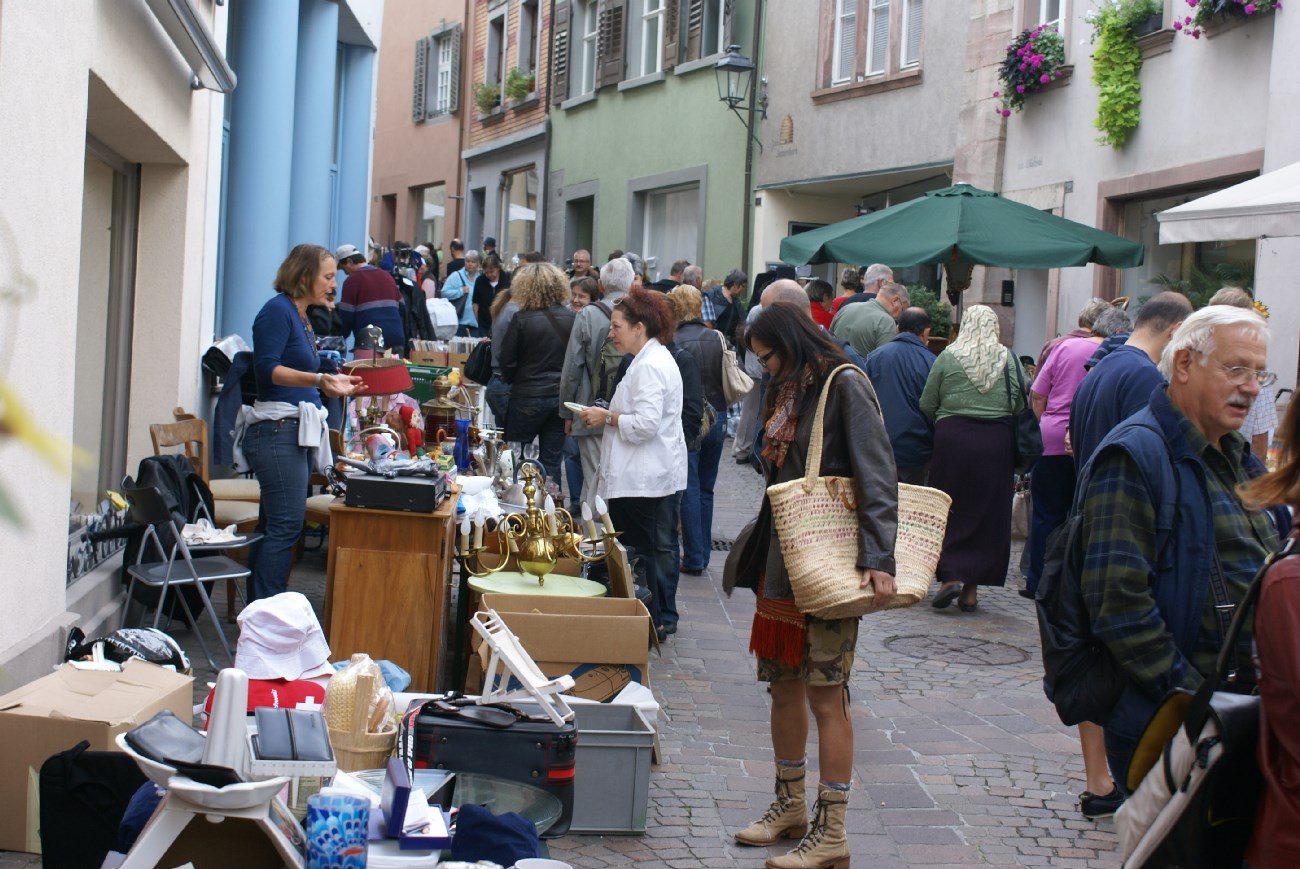 Neue Fricktaler Zeitung Beliebter Flohmarkt bleibt in Rheinfelden