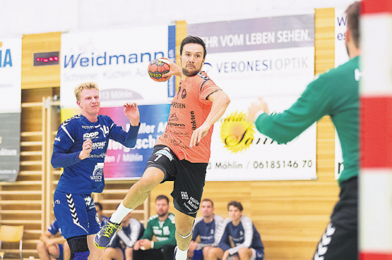 Der TV Möhlin, hier mit Patrik Vizes, erreichte am Samstag gegen Solothurn ein Unentschieden. Foto: Archivbild